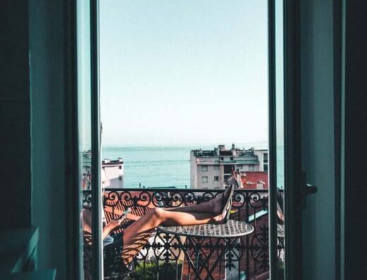 Sunny Apartment